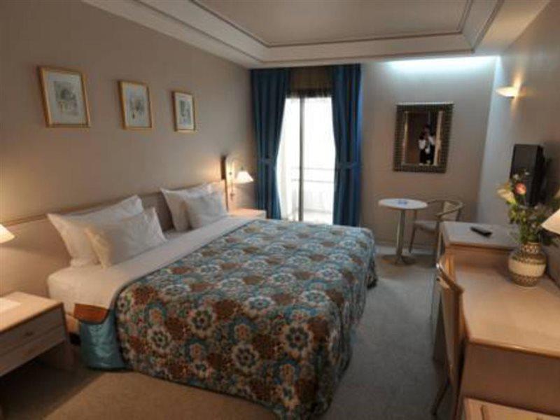 Hotel Wassim Фес Экстерьер фото